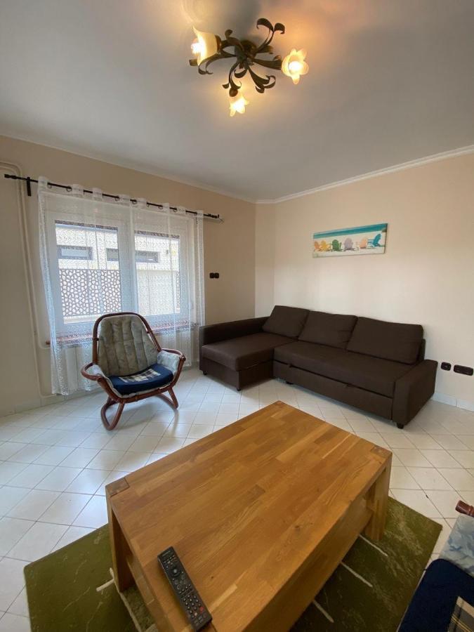 Petofi 24 Apartmanok Siofok Exterior photo