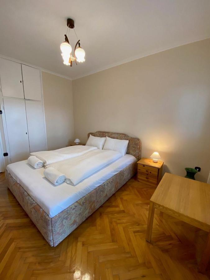 Petofi 24 Apartmanok Siofok Exterior photo
